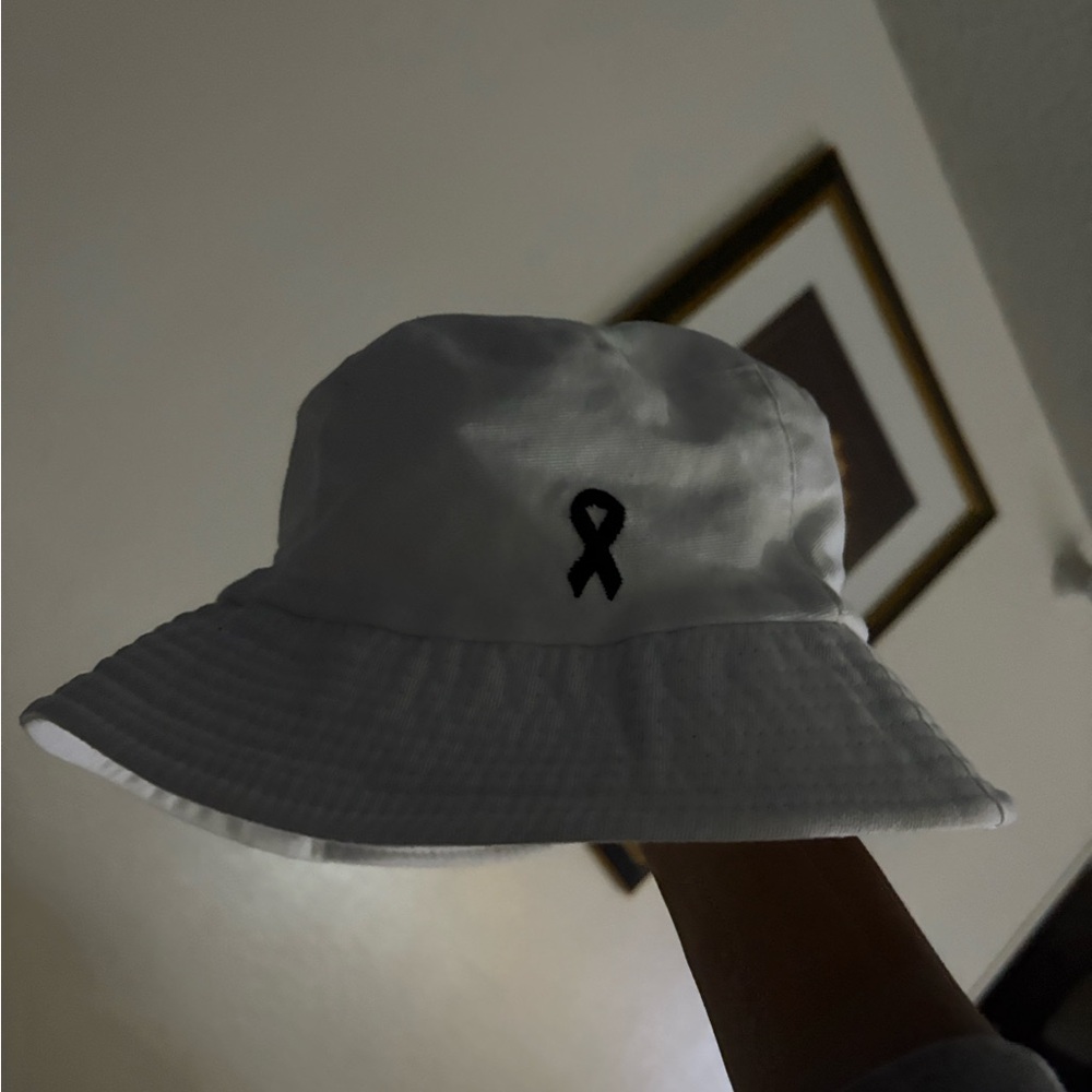White Bucket Hat with Black Ribbon Logobucket hat